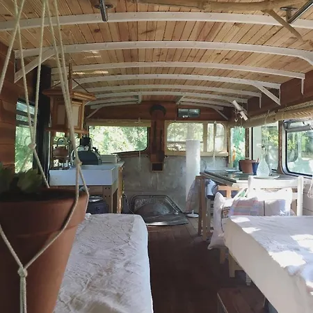 Farm stay Cosmic Bus 2 Floor Mimizan